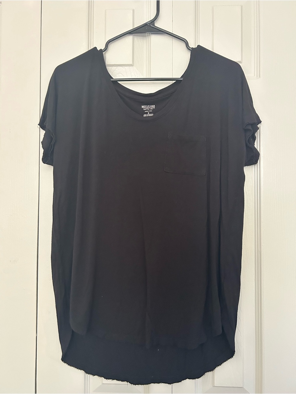 Mossimo Supply Co. Women's Black Short Sleeve Pocket Tee - Relaxed Fit